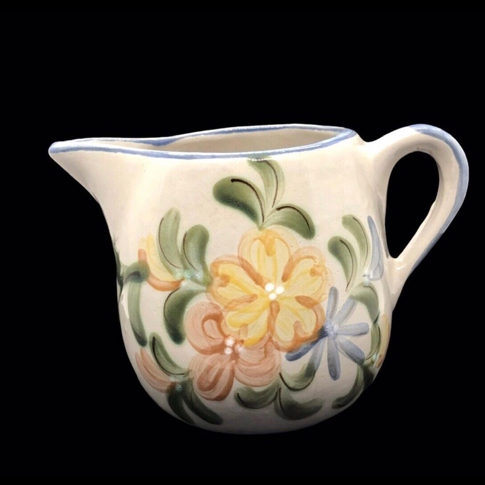 LOUISVILLE STONEWARE. MADE IN KENTUCKY 8 1/2 inches across